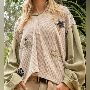 NEW POL Waffle Knit Top Size L Relax Fit -V-Neck